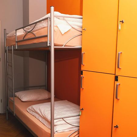 Lazemaze Hostel Krakow Bagian luar foto