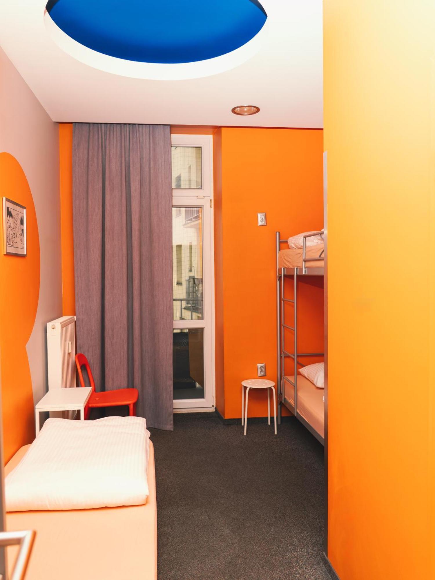 Lazemaze Hostel Krakow Bagian luar foto