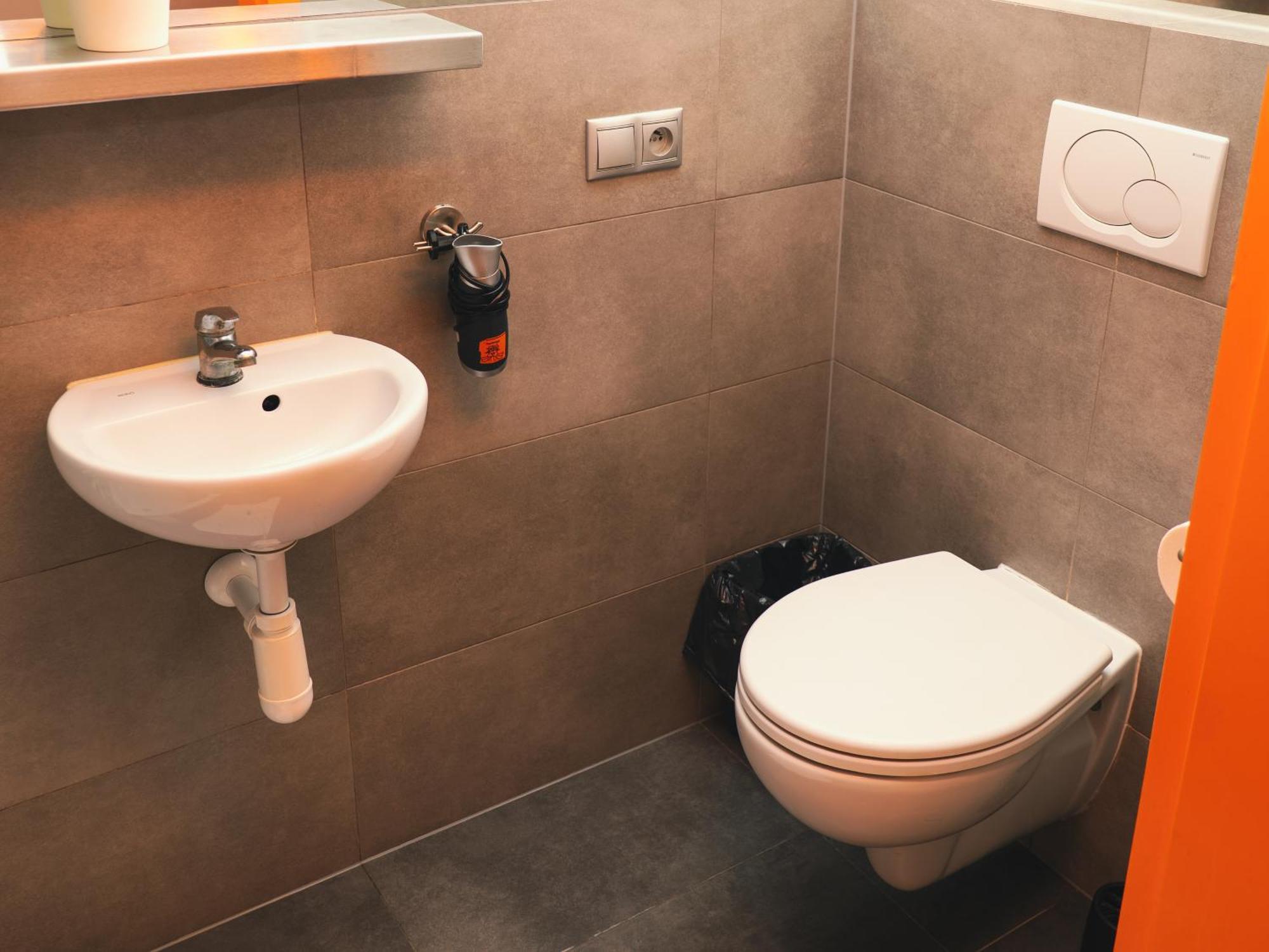 Lazemaze Hostel Krakow Bagian luar foto
